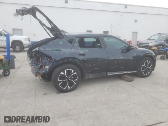 2022 Kia EV6 Wind with VIN KNDC3DLC0N5045953, listed as a Copart auction lot 45698615 with 39,762 mi miles and Salvage Title. Bid and sale history available at carsss.com. Image 3.