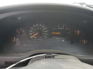 1998 Ford Mustang z VIN 1FAFP4046WF150030, wystawiony jako Copart lot #44960125 z przebiegiem 171 692 mil mil oraz Czysty tytuł • Clean title. Historia ofert i sprzedaży dostępna na DreamBid. Obrazek 9.