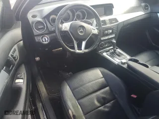 2015 Mercedes-Benz C-Class C 250 with VIN WDDGJ4HB0FG348914, listed as a Copart auction lot 68771984 with 90,403 mi miles and Clean Title. Bid and sale history available at carsss.com. Image 8.