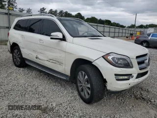 2013 Mercedes-Benz GL 450 z VIN 4JGDF7CE3DA122086, wystawiony jako Copart lot #52203515 z przebiegiem 105 680 mil mil oraz Szkoda całkowita • Salvage title. Historia ofert i sprzedaży dostępna na DreamBid. Obrazek 4.