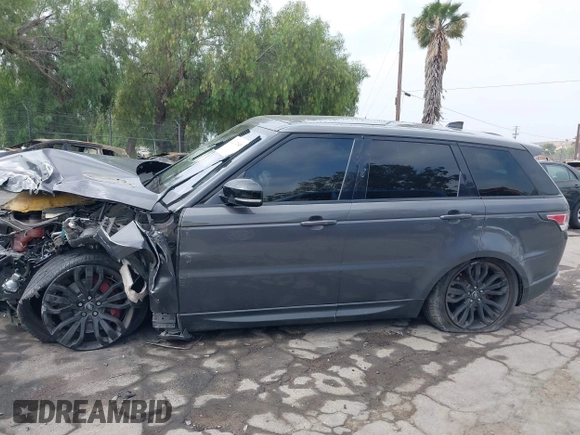 2017 Land Rover Range Rover Sport z VIN SALWR2FE3HA128925, wystawiony jako IAAI lot #42172945 z przebiegiem 82 022 mil mil oraz . Historia ofert i sprzedaży dostępna na DreamBid. Obrazek 14.