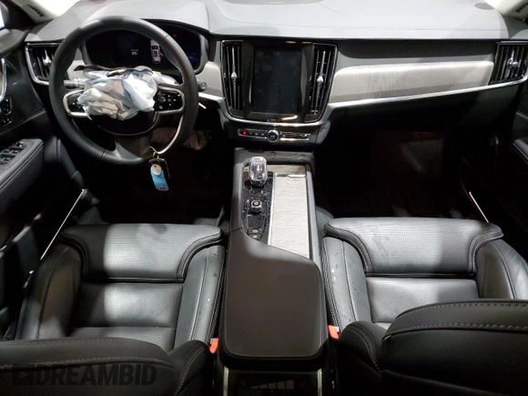 2023 Volvo V90 Ultimate with VIN YV4062NC5P1165587, listed as a Copart auction lot 57703405 with 27,860 mi miles and Salvage title. Bid and sale history available at DreamBid. Image 8.