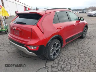 2023 Kia Niro EX with VIN KNDCR3LE8P5040383, listed as a IAAI auction lot 41538602 with 32,494 mi miles. Bid and sale history available at carsss.com. Image 4.
