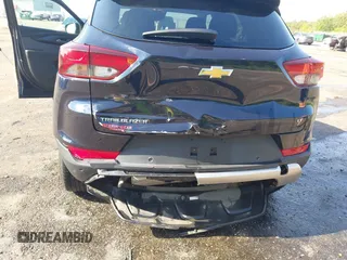 2021 Chevrolet TrailBlazer LT with VIN KL79MPSL9MB117658, listed as a IAAI auction lot 42076453 with 53,530 mi miles and . Bid and sale history available at DreamBid. Image 6.