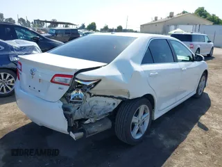 2012 Toyota Camry L with VIN 4T1BF1FK3CU560089, listed as a IAAI auction lot 42161930 with 174,104 mi miles. Bid and sale history available at carsss.com. Image 4.