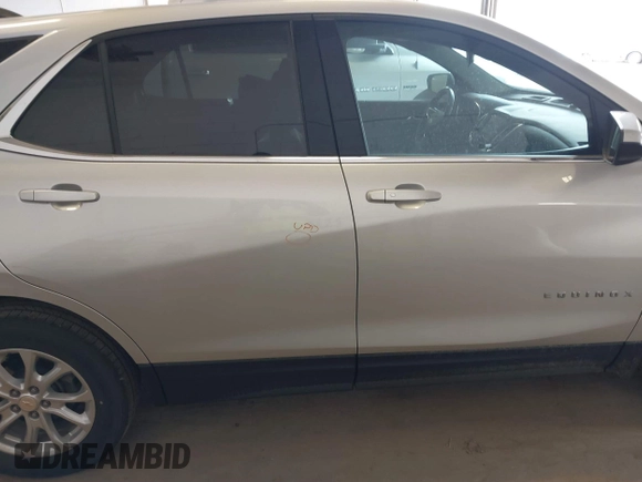 2020 Chevrolet Equinox LT with VIN 3GNAXUEV6LS514791, listed as a IAAI auction lot 41840287 with 50,600 mi miles. Bid and sale history available at carsss.com. Image 13.