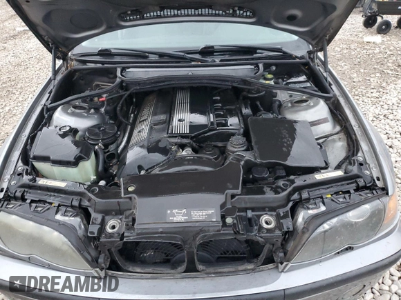 2005 BMW 3 Series 330xi with VIN WBAEW53485PN36755, listed as a Copart auction lot 85317754 with 141,818 mi miles and Salvage Title. Bid and sale history available at DreamBid. Image 11.