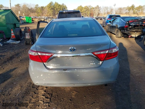 2015 Toyota Camry Hybrid LE with VIN 4T1BD1FK6FU151692, listed as a IAAI auction lot 41674431 with 440,405 mi miles. Bid and sale history available at carsss.com. Image 16.