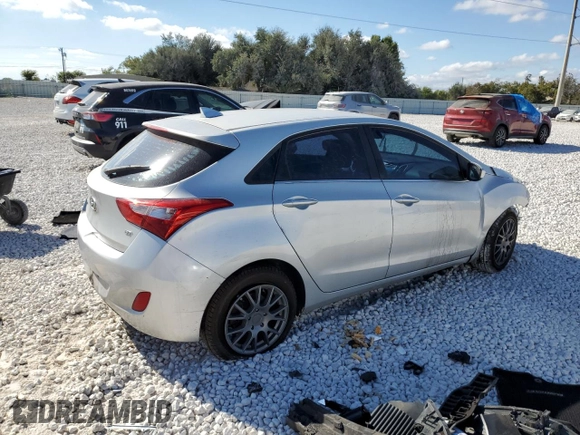 2013 Hyundai Elantra GT with VIN KMHD35LE1DU029594, listed as a Copart auction lot 77214544 with Not Provided miles and Salvage Title. Bid and sale history available at carsss.com. Image 3.