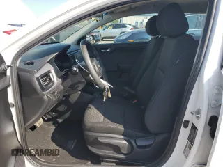 2018 Kia Rio LX with VIN 3KPA25AB9JE089801, listed as a Copart auction lot 68847624 with 96,140 mi miles and Salvage Title. Bid and sale history available at DreamBid. Image 7.