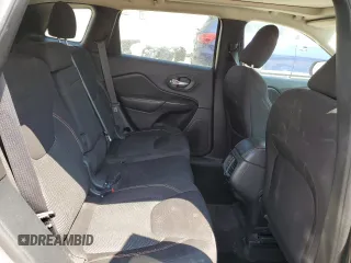 2016 Jeep Cherokee Latitude with VIN 1C4PJLCBXGW290992, listed as a Copart auction lot 62168135 with 139,160 mi miles and Non repairable. Bid and sale history available at DreamBid. Image 11.
