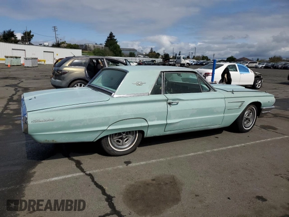 1965 Ford Thunderbird with VIN 5Y83Z172882, listed as a Copart auction lot 51023445 with 97,749 mi miles and Clean Title. Bid and sale history available at DreamBid. Image 3.