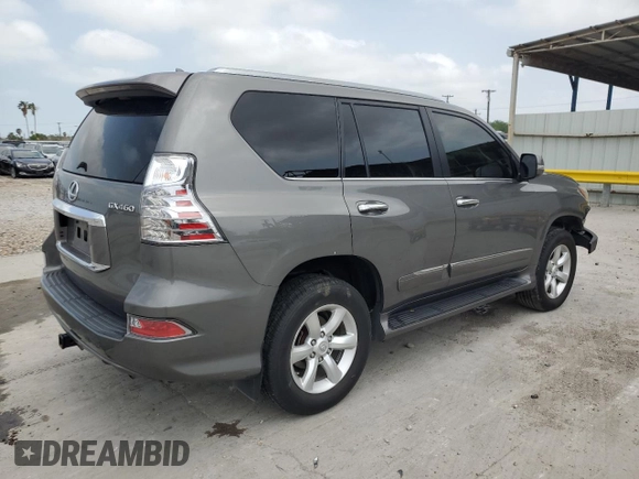 2014 Lexus GX 460 z VIN JTJBM7FX8E5089947, wystawiony jako Copart lot #56160995 z przebiegiem 136 025 mil mil oraz Szkoda całkowita • Salvage title. Historia ofert i sprzedaży dostępna na DreamBid. Obrazek 3.