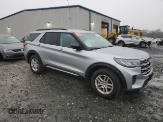 2025 Ford Explorer Active with VIN 1FMUK7DH9SGA26994, listed as a Copart auction lot 50146565 with 4,471 mi miles and Salvage Title. Bid and sale history available at carsss.com. Image 4.