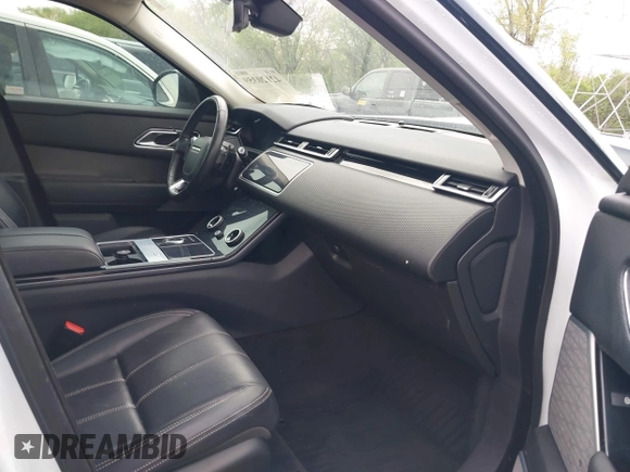 2018 Land Rover Range Rover Velar S с VIN SALYB2RX8JA727092, выставлен на аукционе IAAI как лот 42120359 с пробегом 80 963 миль миль и . История ставок и продаж доступна на DreamBid. Изображение 5.