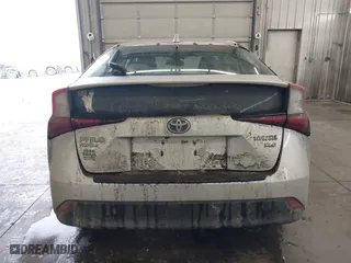 2022 Toyota Prius LE with VIN JTDL9MFU3N3031687, listed as a IAAI auction lot 41560894 with 140,811 mi miles. Bid and sale history available at carsss.com. Image 17.