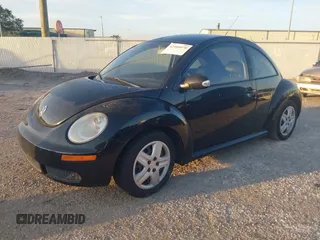 2010 Volkswagen Beetle with VIN 3VWPW3AG5AM016118, listed as a IAAI auction lot 42466078 with 125,940 mi miles and . Bid and sale history available at DreamBid. Image 2.