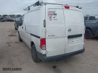 2015 Nissan NV200 SV with VIN 3N6CM0KN2FK729397, listed as a IAAI auction lot 41424616 with NaN miles. Bid and sale history available at carsss.com. Image 3.