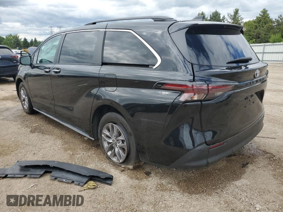 2023 Toyota Sienna XLE z VIN 5TDYRKEC5PS153293, wystawiony jako Copart lot #57975785 z przebiegiem 26 013 mil mil oraz Szkoda całkowita • Salvage title. Historia ofert i sprzedaży dostępna na DreamBid. Obrazek 2.