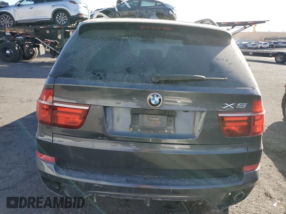 2013 BMW X5 xDrive35i with VIN 5UXZV4C59D0B16487, listed as a Copart auction lot 44130225 with 140,192 mi miles and Clean Title. Bid and sale history available at carsss.com. Image 6.
