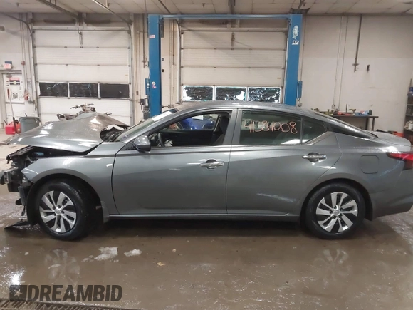 2023 Nissan Altima S with VIN 1N4BL4BV7PN322654, listed as a IAAI auction lot 41384008 with 37,561 mi miles and . Bid and sale history available at DreamBid. Image 15.