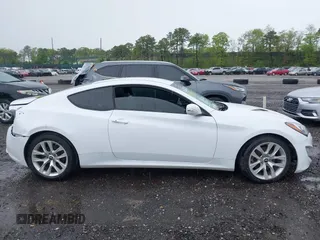 2016 Hyundai Genesis Coupe 3.8L Base with VIN KMHHT6KJXGU136900, listed as a IAAI auction lot 42203757 with 90,258 mi miles and . Bid and sale history available at DreamBid. Image 14.