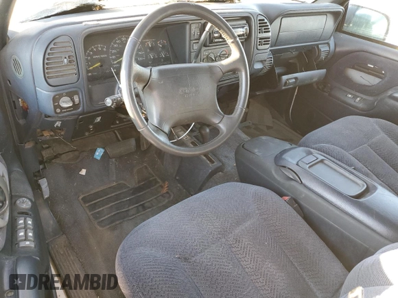 1997 GMC Yukon with VIN 1GKEK13R7VJ748007, listed as a Copart auction lot 41828585 with 209,516 mi miles and Clean Title. Bid and sale history available at carsss.com. Image 8.