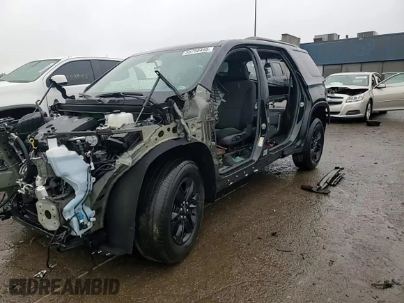 2023 Chevrolet Traverse LT Cloth with VIN 1GNERGKWXPJ300680, listed as a Copart auction lot 55758495 with Not provided miles and Salvage title. Bid and sale history available at DreamBid. Image 13.