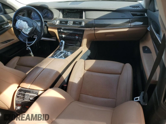 2013 BMW 7 Series 740Li with VIN WBAYE4C58DD137041, listed as a Copart auction lot 42958295 with 209,290 mi miles and Salvage title. Bid and sale history available at DreamBid. Image 8.