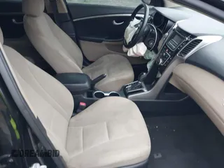 2013 Hyundai Elantra с VIN KMHD35LE7DU031754, выставлен на аукционе IAAI как лот 41004237 с пробегом 101 743 миль миль и . История ставок и продаж доступна на DreamBid. Изображение 5.