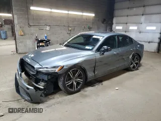 2019 Volvo S60 R-Design with VIN 7JRA22TM7KG007189, listed as a Copart auction lot 77793734 with 146,690 mi miles and Salvage Title. Bid and sale history available at carsss.com. Image 1.