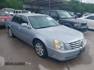 2006 Cadillac DTS w/1SC with VIN 1G6KD57Y06U193325, listed as a IAAI auction lot 42132788 with 107,472 mi miles. Bid and sale history available at carsss.com. Image 1.