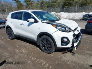 2022 Kia Sportage LX with VIN KNDPMCAC7N7025277, listed as a IAAI auction lot 41798254 with 32,656 mi miles. Bid and sale history available at carsss.com. Image 1.