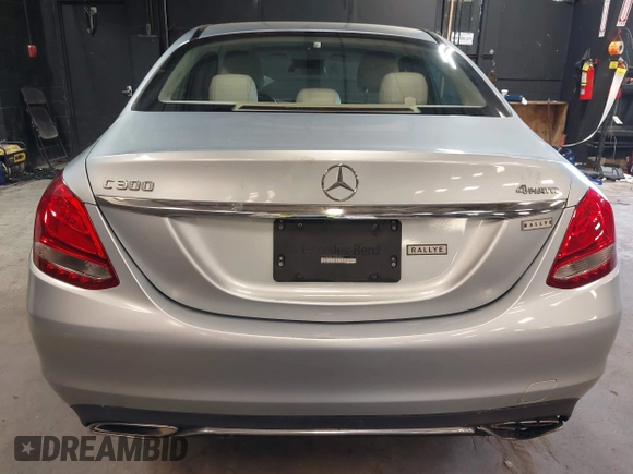 2018 Mercedes-Benz C 300 с VIN 55SWF4KB1JU249956, выставлен на аукционе IAAI как лот 42105746 с пробегом 45 739 миль миль и . История ставок и продаж доступна на DreamBid. Изображение 16.