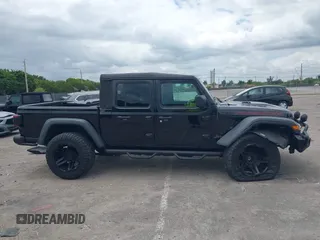 2021 Jeep Gladiator Rubicon с VIN 1C6JJTBG6ML622904, выставлен на аукционе IAAI как лот 42167412 с пробегом 21 889 миль миль и . История ставок и продаж доступна на DreamBid. Изображение 13.