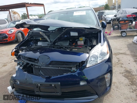2015 Toyota Prius Four with VIN JTDKN3DU1F0423929, listed as a IAAI auction lot 41982427 with 43,882 mi miles. Bid and sale history available at carsss.com. Image 13.