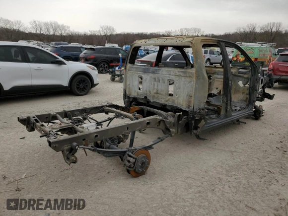 2020 Chevrolet Silverado 1500 LT with VIN 1GCRYDED6LZ264844, listed as a Copart auction lot 48989095 with Not Provided miles and Salvage Title. Bid and sale history available at DreamBid. Image 3.