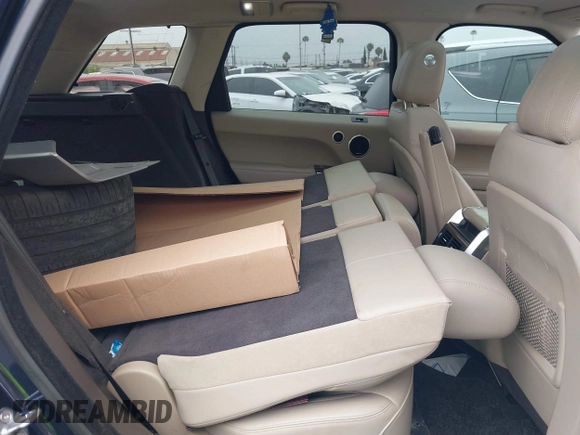 2016 Land Rover Range Rover Sport HSE с VIN SALWR2VF2GA651068, выставлен на аукционе IAAI как лот 42302610 с пробегом 98 782 миль миль и . История ставок и продаж доступна на DreamBid. Изображение 8.
