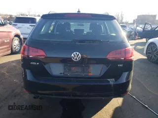 2015 Volkswagen Golf SportWagen TSI SE with VIN 3VWC17AU5FM505202, listed as a Copart auction lot 81290814 with 299,339 mi miles and Clean Title. Bid and sale history available at carsss.com. Image 6.