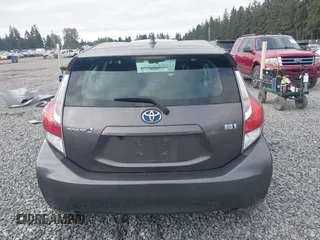 2015 Toyota Prius One z VIN JTDKDTB32F1575905, wystawiony jako IAAI lot #42152447 z przebiegiem 141 061 mil mil oraz . Historia ofert i sprzedaży dostępna na DreamBid. Obrazek 16.