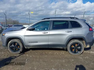 2019 Jeep Cherokee Latitude Plus with VIN 1C4PJMLB0KD320947, listed as a IAAI auction lot 41225801 with 64,537 mi miles and . Bid and sale history available at DreamBid. Image 13.