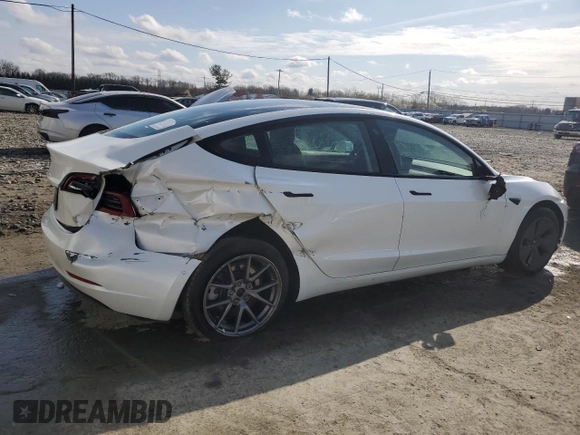 2021 Tesla Model 3 Standard Range Plus z VIN 5YJ3E1EA4MF099600, wystawiony jako Copart lot #49917095 z przebiegiem 44 719 mil mil oraz Szkoda całkowita • Salvage title. Historia ofert i sprzedaży dostępna na DreamBid. Obrazek 3.