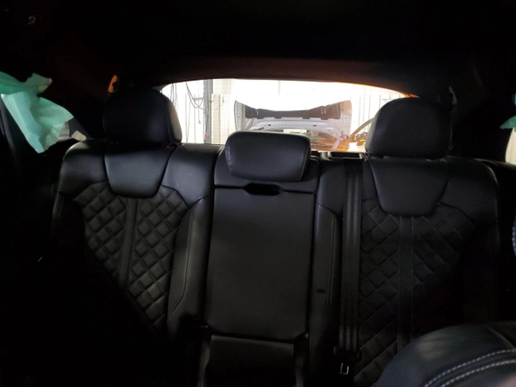 2018 Audi SQ5 Premium Plus with VIN WA1A4AFY7J2200661, listed as a Copart auction lot 67159764 with 69,524 mi miles and Salvage Title. Bid and sale history available at DreamBid. Image 10.