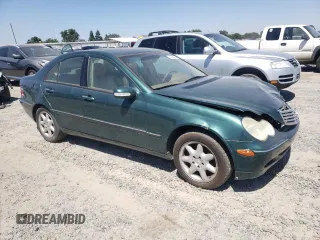 2001 Mercedes-Benz C 230/260/280/320 z VIN WDBRF61J21F089325, wystawiony jako Copart lot #57538794 z przebiegiem 88 695 mil mil oraz Czysty tytuł • Clean title. Historia ofert i sprzedaży dostępna na DreamBid. Obrazek 4.