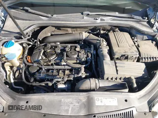 2010 Volkswagen Eos Komfort with VIN WVWBA7AH4AV018914, listed as a IAAI auction lot 41603640 with 86,748 mi miles and . Bid and sale history available at DreamBid. Image 10.
