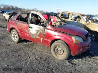 2007 Kia Sorento EX with VIN KNDJD736675716660, listed as a IAAI auction lot 41664598 with 1 mi miles. Bid and sale history available at carsss.com. Image 1.