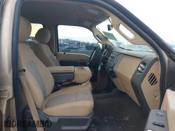 2012 Ford F-250 XL with VIN 1FT7W2B64CEC24194, listed as a IAAI auction lot 41236670 with 131,180 mi miles and . Bid and sale history available at DreamBid. Image 5.
