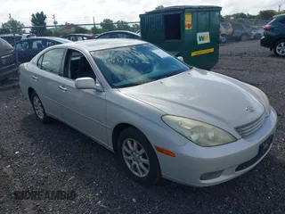 2004 Lexus ES 350 with VIN JTHBA30G740016883, listed as a IAAI auction lot 42669124 with 355,591 mi miles and . Bid and sale history available at DreamBid. Image 1.