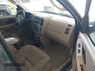 2003 Ford Escape XLT Popular 2 with VIN 1FMCU931X3KC16646, listed as a IAAI auction lot 42160863 with 130,603 mi miles and . Bid and sale history available at DreamBid. Image 5.