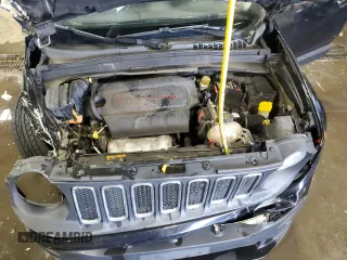 2017 Jeep Renegade Altitude with VIN ZACCJBBB5HPE62774, listed as a Copart auction lot 58031455 with 118,280 mi miles and Salvage title. Bid and sale history available at DreamBid. Image 11.